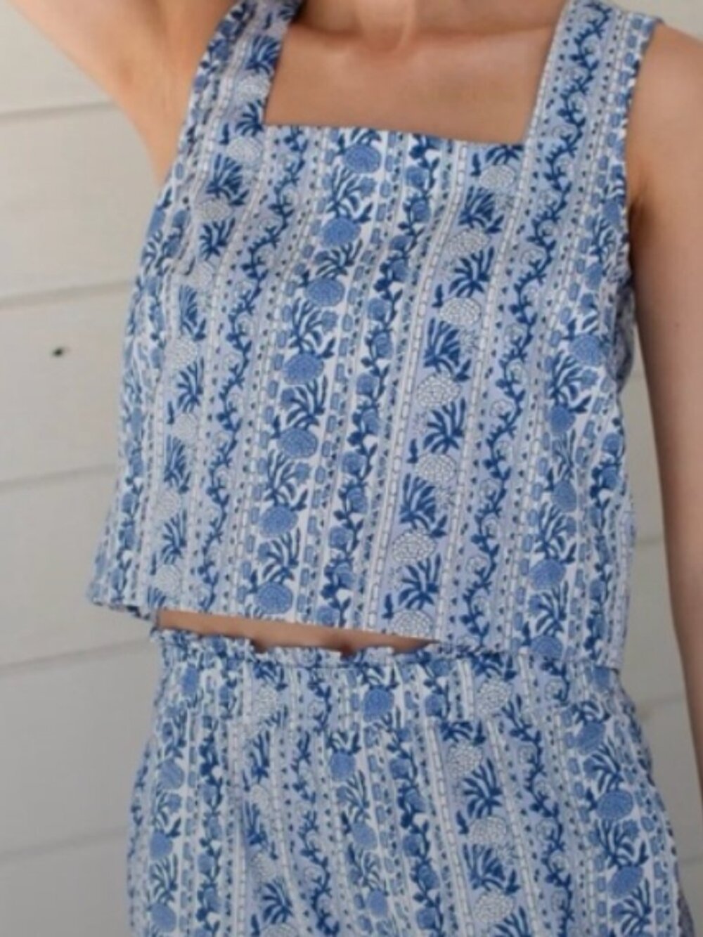 New with tags Marea by Liz Joy printed square-neck tank top, size XL